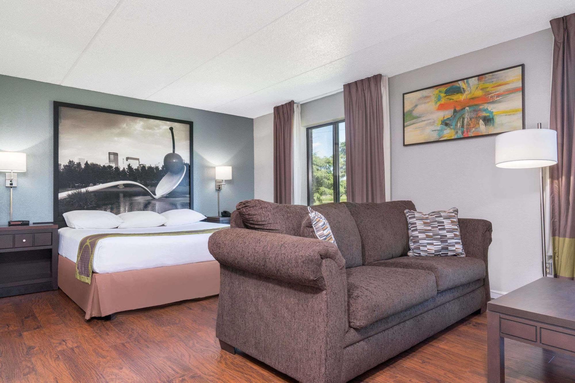 Hotel Super 8 By Wyndham Bloomington/Airport Esterno foto