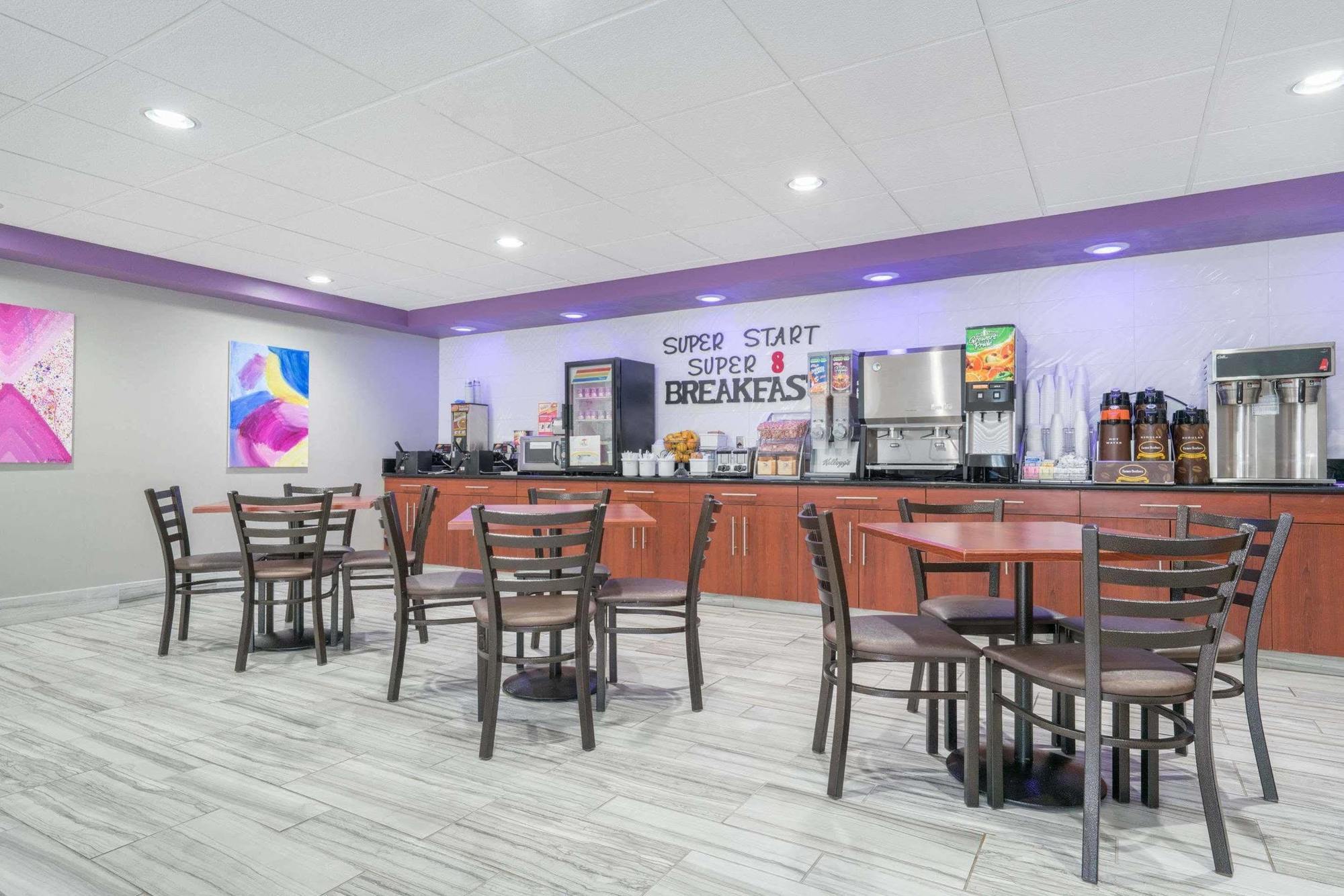 Hotel Super 8 By Wyndham Bloomington/Airport Esterno foto